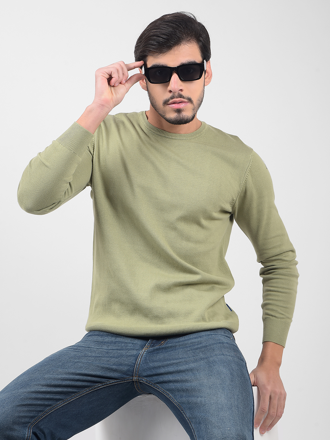 Numero Uno Men Solid Green Sweater